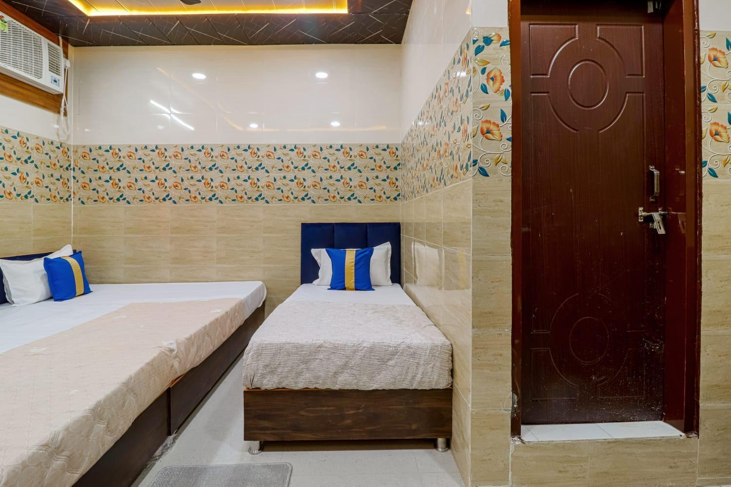 Hotel Krishna Priya Haridwār Eksteriør billede
