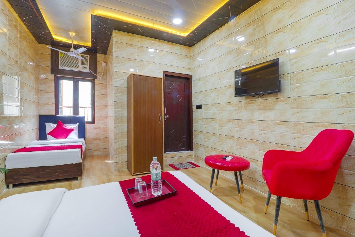Hotel Krishna Priya Haridwār Eksteriør billede